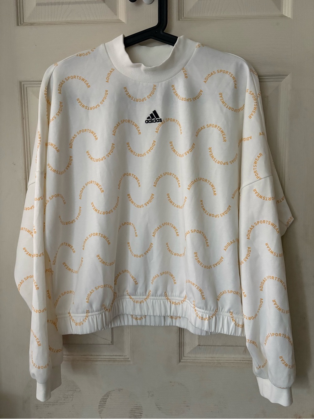 adidas White Crew Sweatshirt with Gold Logo Pattern
